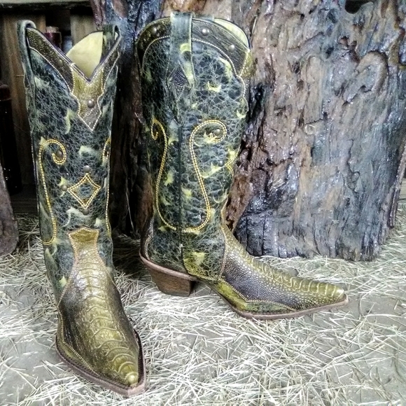 Corral cowboy boots size 9M(8.5) - Picture 4 of 8